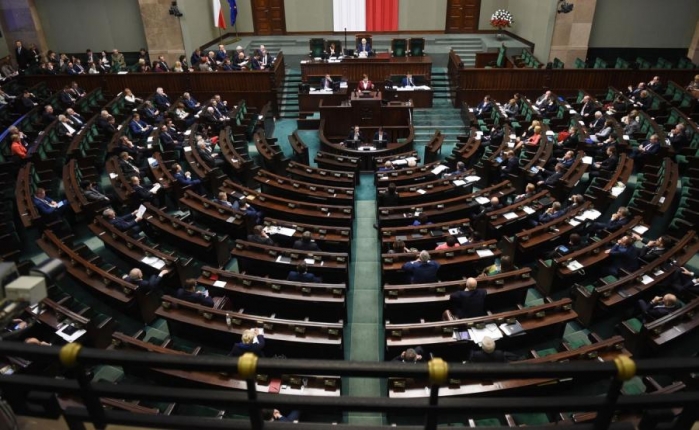 8585675-sejm-900-554.jpg