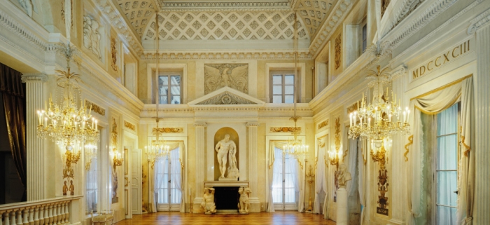 LAZIENKI-sala.jpg